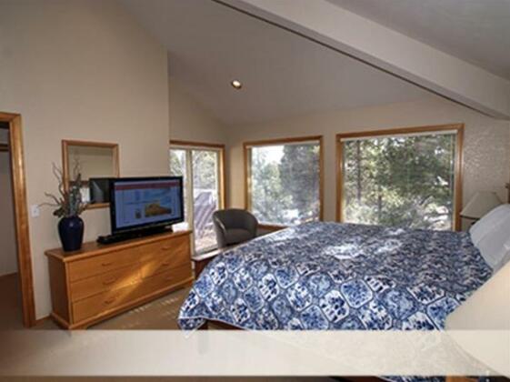 White Elm 30 - Photo5