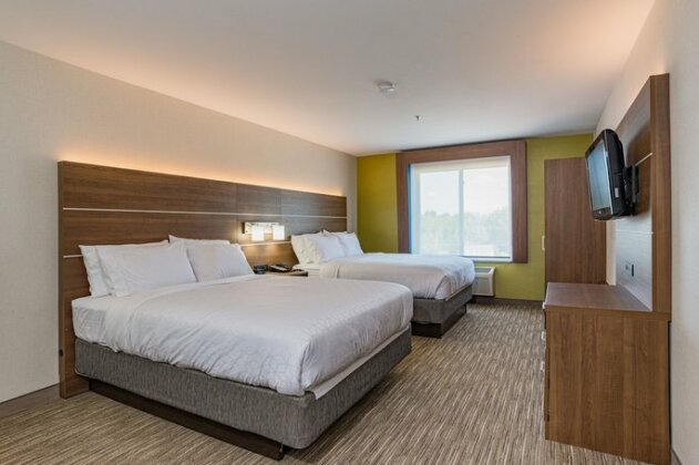 Holiday Inn Express Hotel & Suites Swansea - Photo3