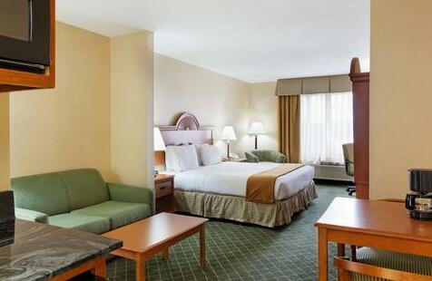Holiday Inn Express & Suites Sylacauga - Photo5