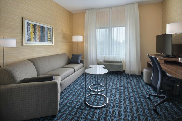 Fairfield Inn & Suites by Marriott Syracuse Carrier Circle - Photo4