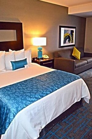 Maplewood Suites Extended Stay - Syracuse Airport