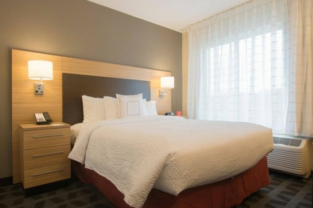 TownePlace Suites by Marriott Syracuse Clay - Photo2