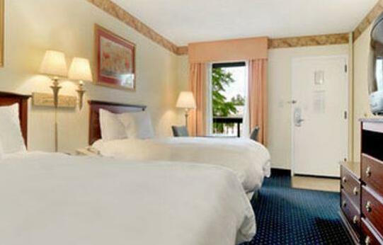 Baymont by Wyndham Tallahassee Hotel - Photo3
