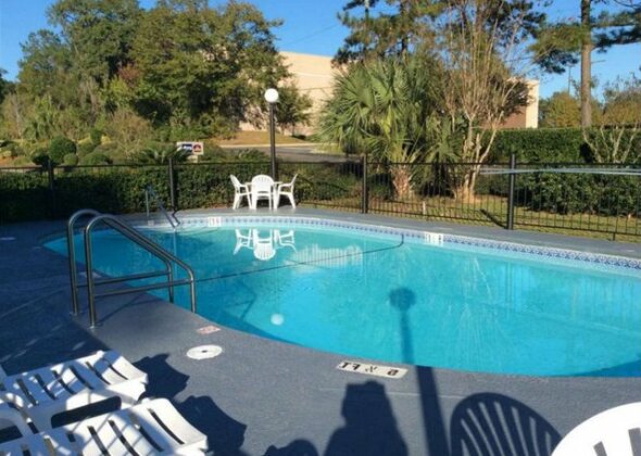 Best Western Tallahassee Downtown Inn and Suites - Photo5