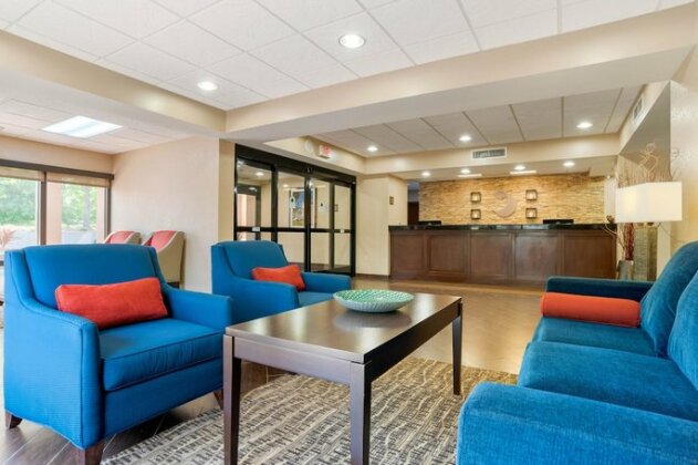 Comfort Suites Tallahassee - Photo5