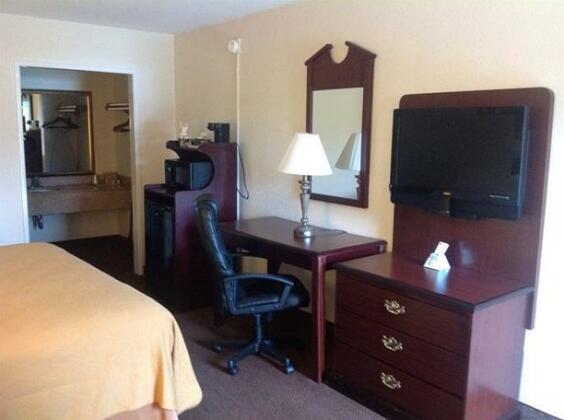 Quality Inn & Suites Tallahassee - Photo5