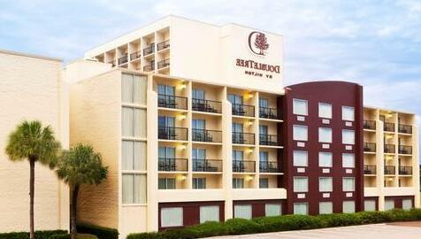 DoubleTree by Hilton Hotel Tampa Airport-Westshore - Photo2