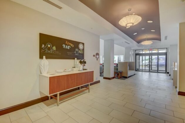 Holiday Inn Express Hotel & Suites Tampa-USF-Busch Gardens - Photo5