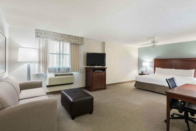 Homewood Suites by Hilton Tampa Airport - Westshore - Photo4
