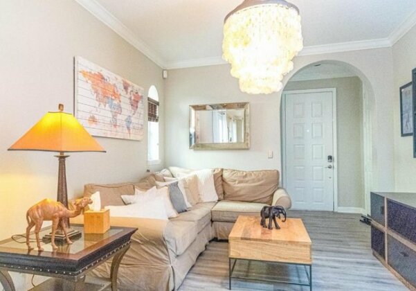 Melville Luxe Townhome - Photo3