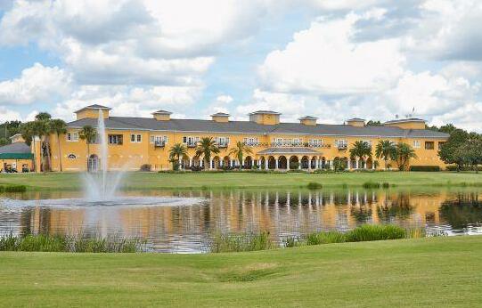 Tampa Palms Golf and Country Club - Photo3