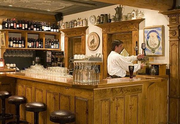 The Bavarian Lodge & Restaurant - Photo3