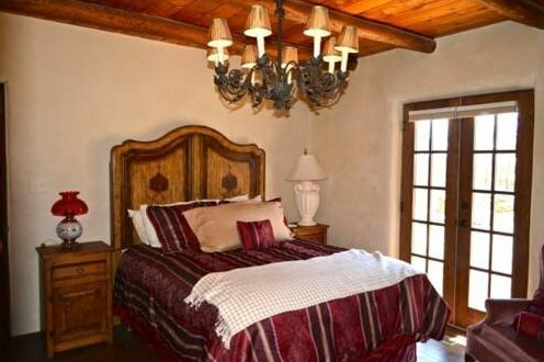 Casa Milagro Taos - Photo5