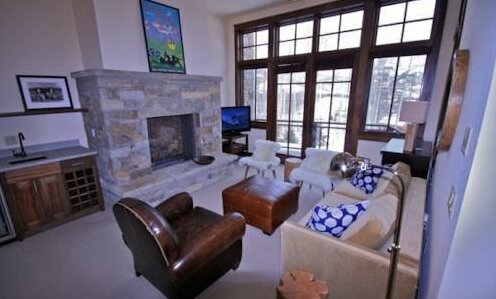 Courcheval Ski-in/ Ski-Out by Telluride Luxury Rentals - Photo3