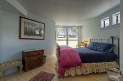 Eclectic on Main Street 2 Bedroom Condo By Accommodations in Telluride - Photo3