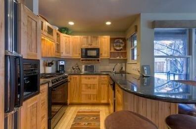 Gold Panner's Alley 2 Bedroom Condo By Accommodations in Telluride - Photo5