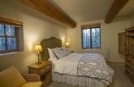 Mountain Lodge Cabin by Telluride Resort Lodging - Photo5
