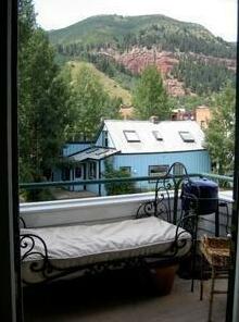 Pacific Place A 2 Bedroom Condo By Accommodations in Telluride - Photo3
