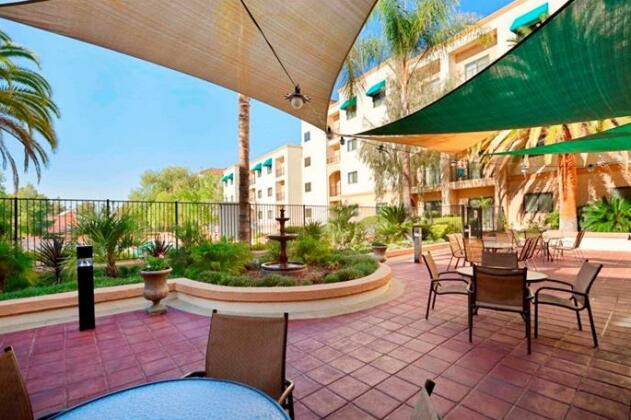 Embassy Suites by Hilton Temecula Valley Wine Country - Photo4