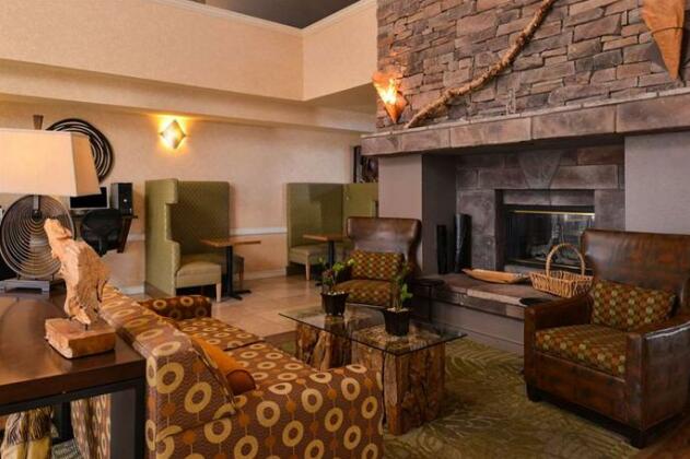 Red Lion Inn & Suites Phoenix - Tempe - Photo3