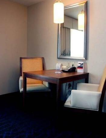 Holiday Inn Express Hotel & Suites Terre Haute - Photo5