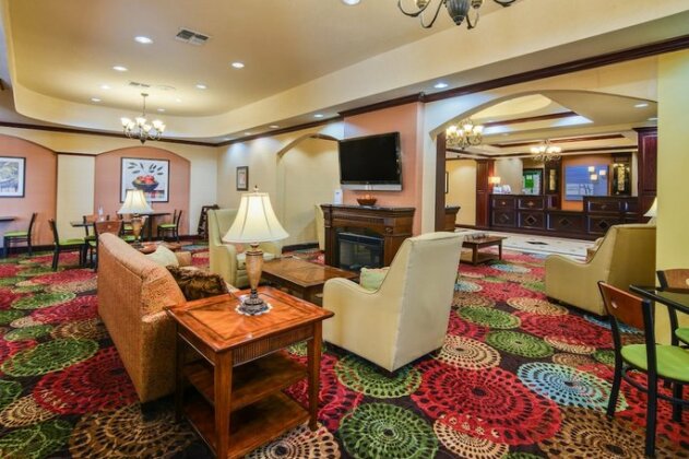 Holiday Inn Express Hotel & Suites Terrell - Photo5
