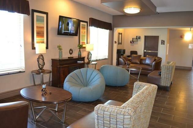 Red River Inn and Suites - Photo4