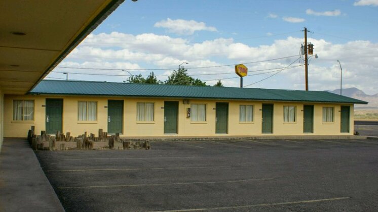 HWY Express Inn and Suites