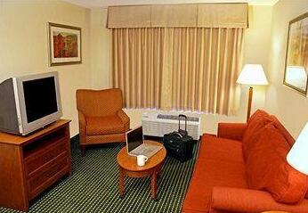 TownePlace Suites Thousand Oaks Ventura County - Photo2