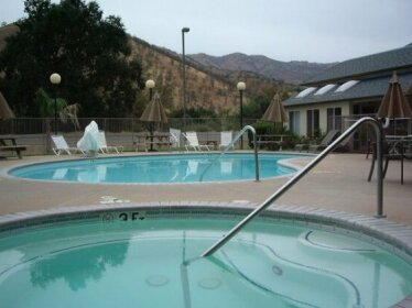 Comfort Inn & Suites Sequoia Kings Canyon - Three Rivers