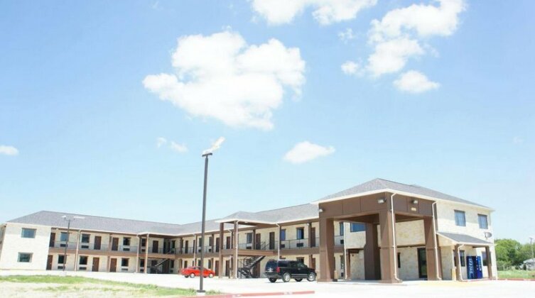 Lux Inn and Suites - Photo5