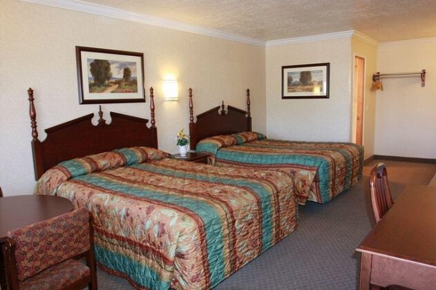 Western Royal Inn - Photo4