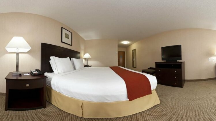 Holiday Inn Express Hotel & Suites Tipp City - Photo5