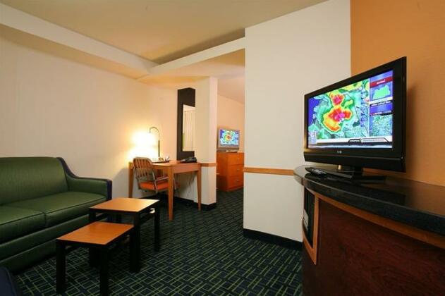 Fairfield Inn and Suites by Marriott Titusville Kennedy Space Center - Photo4