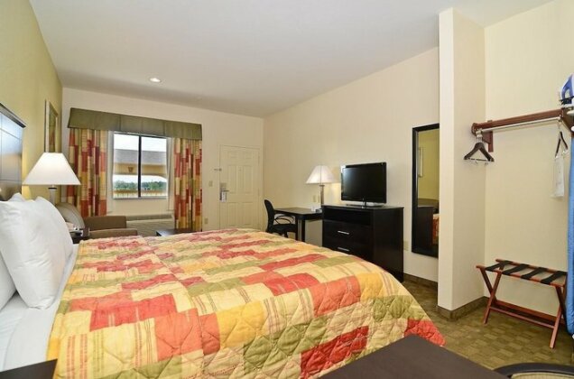 Americas Best Value Inn & Suites Tomball - Photo2