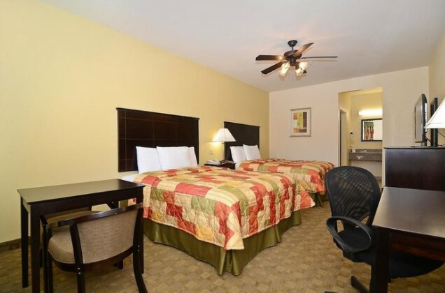 Americas Best Value Inn & Suites Tomball - Photo3