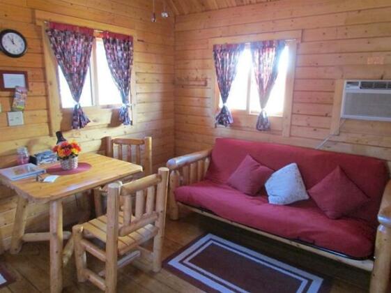 Katie's Cozy Cabins - Photo5