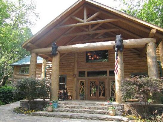 Dancing Bear Lodge - Photo2