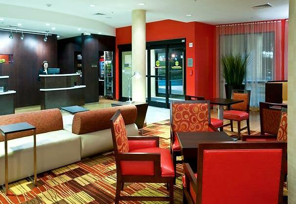Courtyard by Marriott Troy - Photo2