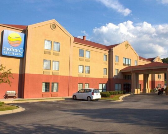 Comfort Inn Suites Trussville - Photo2