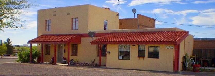 The Oasis Motel - Photo2