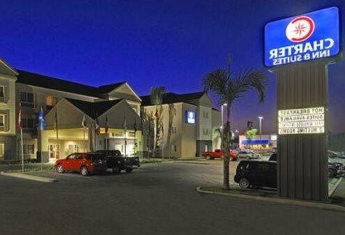 Holiday Inn Express & Suites - Tulare