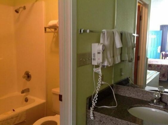 Executive Inn Tulia - Photo4