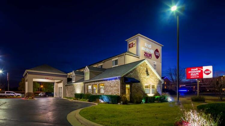 BEST WESTERN Plus Tulsa Inn & Suites - Photo2