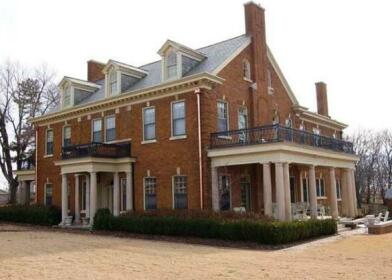 Kennedy Mansion