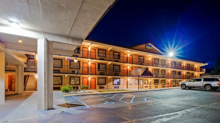 SureStay Hotel by Best Western Tupelo North - Photo2