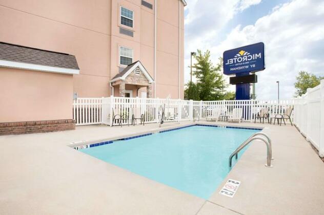 Microtel Inn & Suites by Wyndham Tuscumbia/Muscle Shoals - Photo3