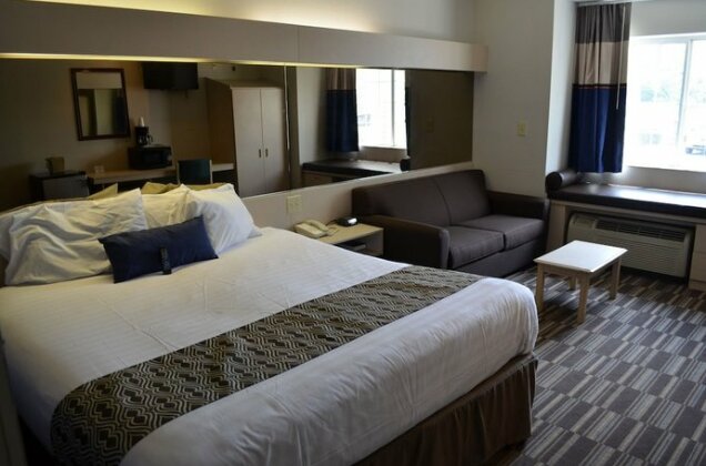 Stay Express Inn & Suites Union City Near Atlanta Airport - Photo2