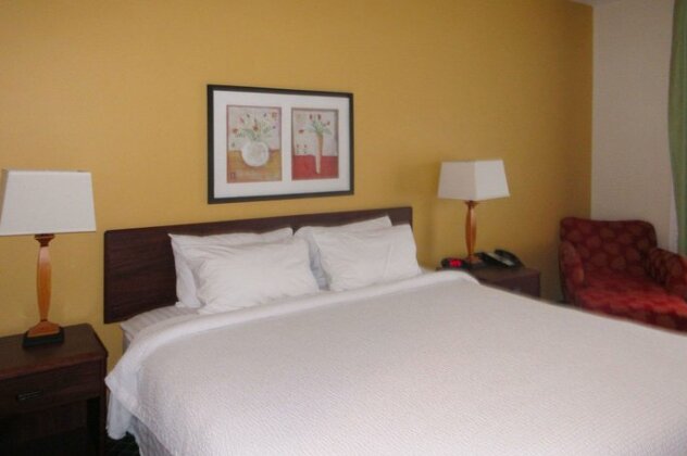 Quality Inn & Suites Uniontown - Photo4
