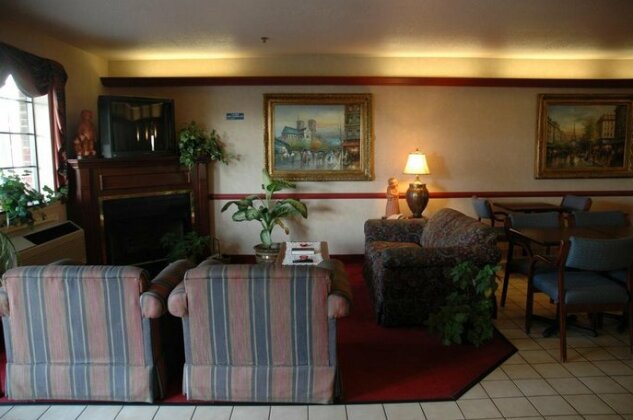 Econo Lodge Inn & Suites Urbana Ohio - Photo4